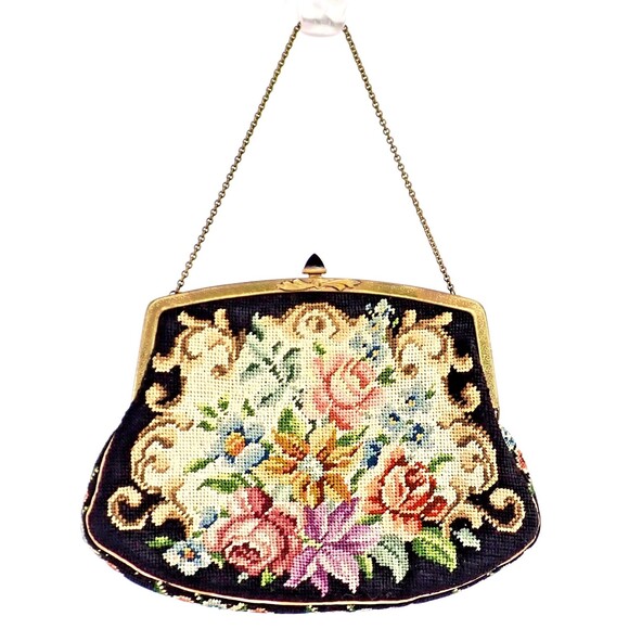 Vintage Needlepoint Floral Tapestry Chain Purse Gold Tone & Black Hardware MINT! - Picture 1 of 7
